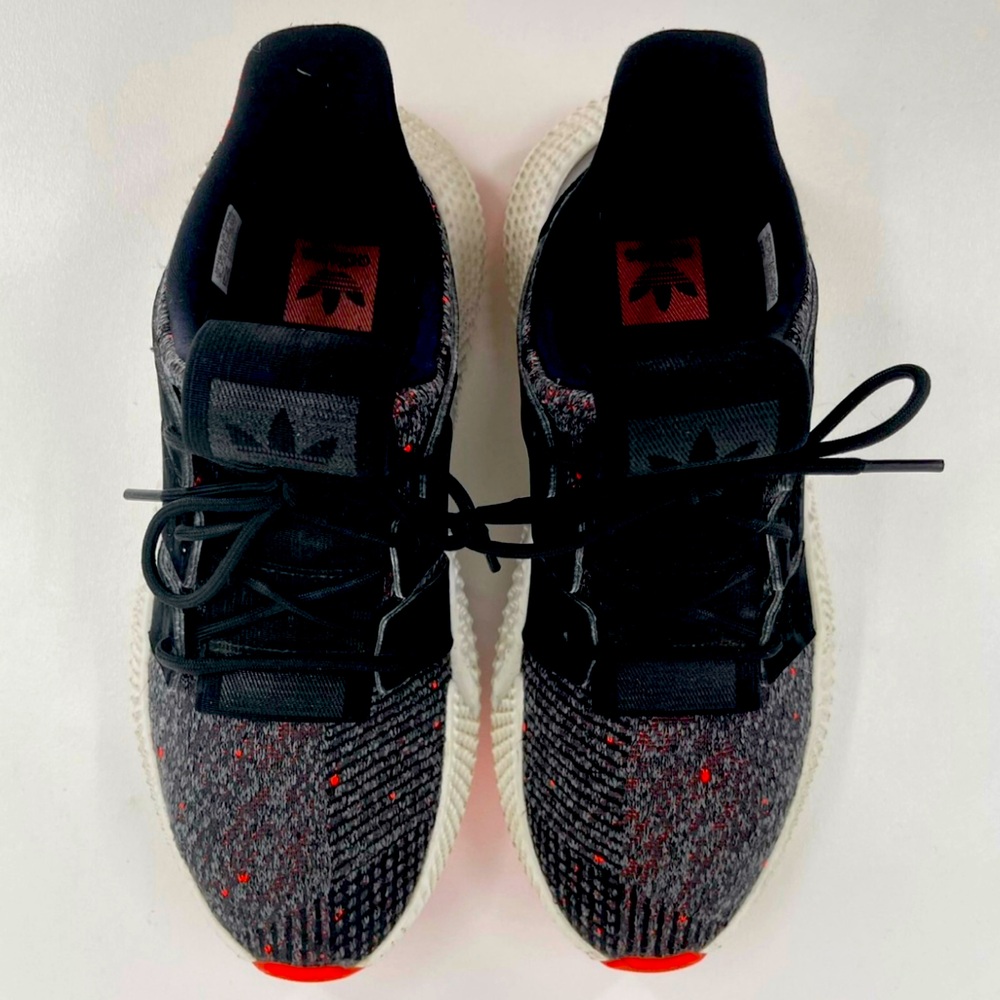 Addidas Prophere Black & Red Athletic Shoes size 10.